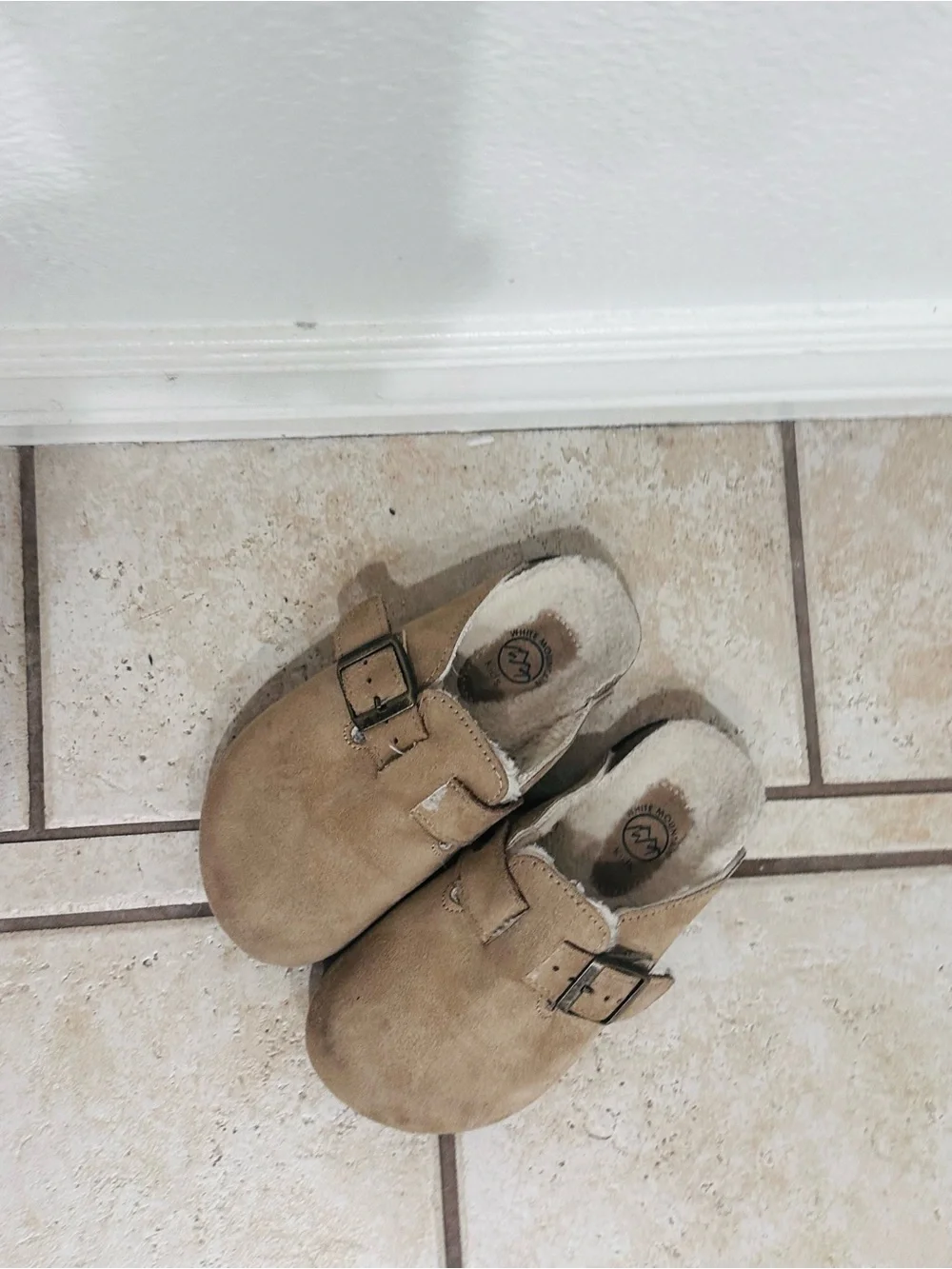 White Mountain Kids Suede Buckle Clog Slippers in Tan